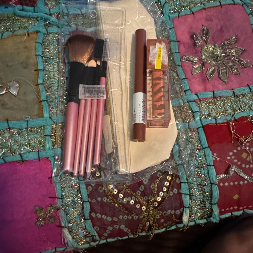 Maybelline set pink